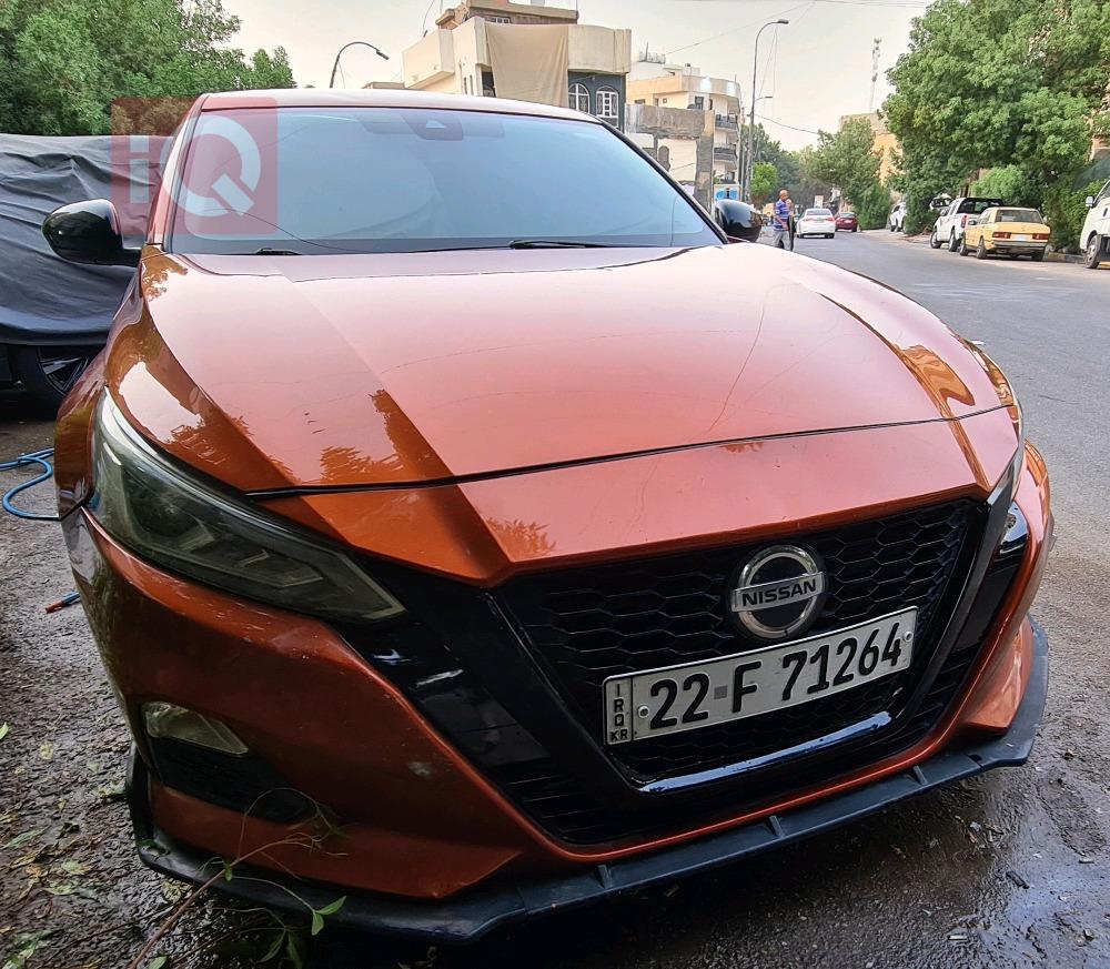 Nissan Altima